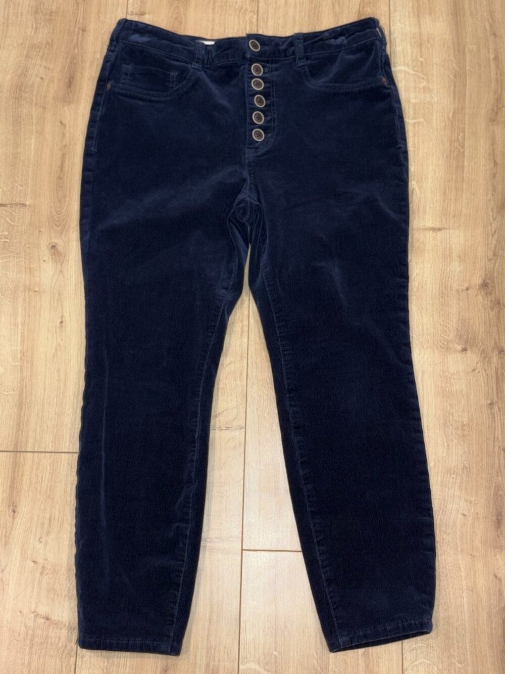 PETITE 🩷 Pilcro Navy Blue Corduroy Button-fly Pants!
